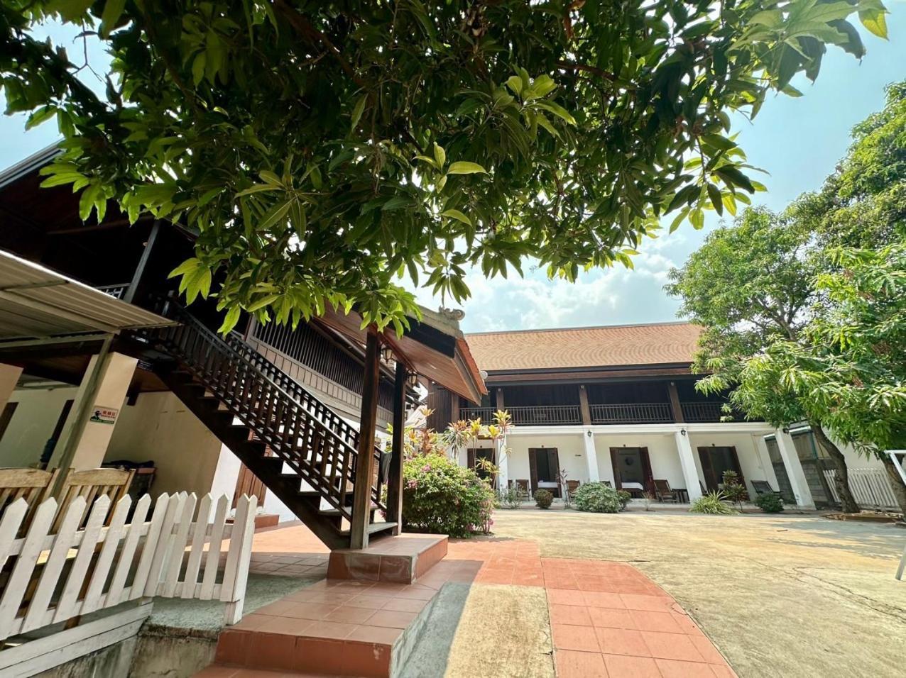 Residence Boutique Hotel Λουάνγκ Πραμπάνγκ Εξωτερικό φωτογραφία